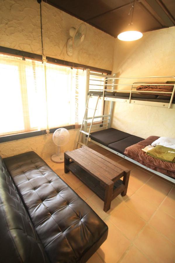 Taketomijima Guesthouse And Je Taime Екстериор снимка
