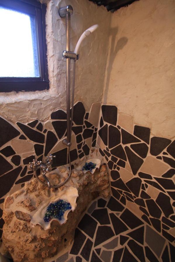 Taketomijima Guesthouse And Je Taime Екстериор снимка